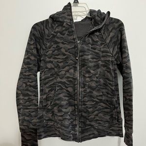 Lululemon camo Scuba zip up